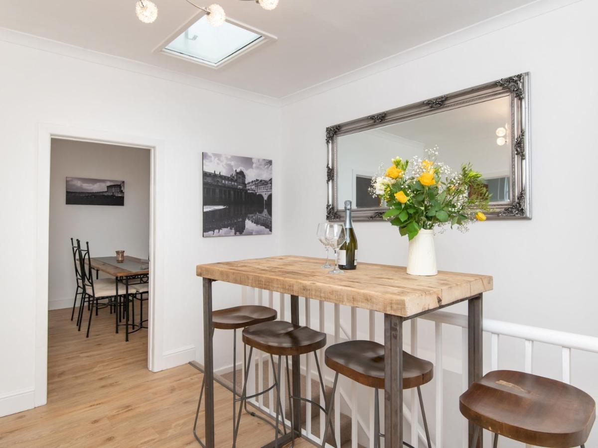 Pass The Keys Stylish 2 Bed Central Bath Apartment With Parking מראה חיצוני תמונה