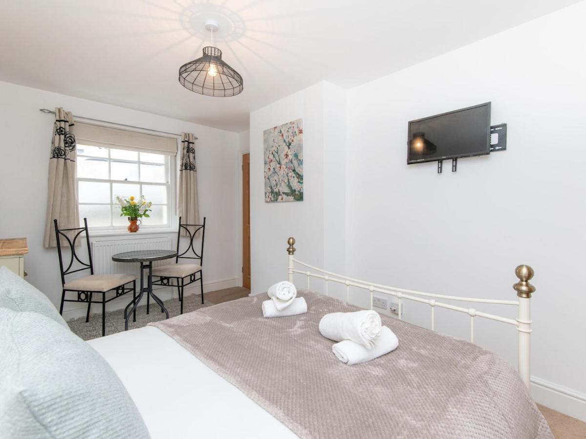 Pass The Keys Stylish 2 Bed Central Bath Apartment With Parking מראה חיצוני תמונה