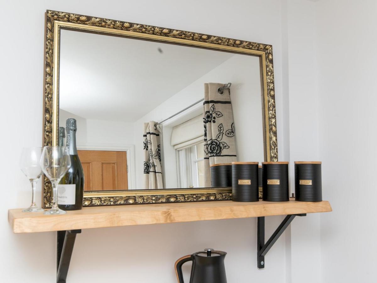 Pass The Keys Stylish 2 Bed Central Bath Apartment With Parking מראה חיצוני תמונה